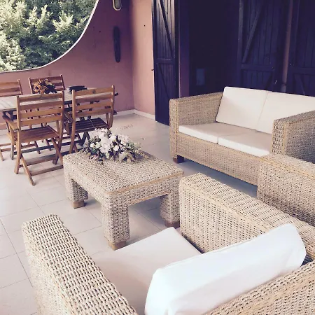 - Casa Margherita Dom wakacyjny Chia